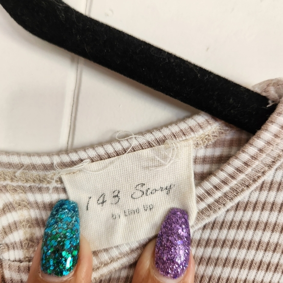 1.4.3 Story Beige Stripe Ribbed Long Sleeve Lagenlook Cut-Out Casual Minimalist - Picture 6 of 10